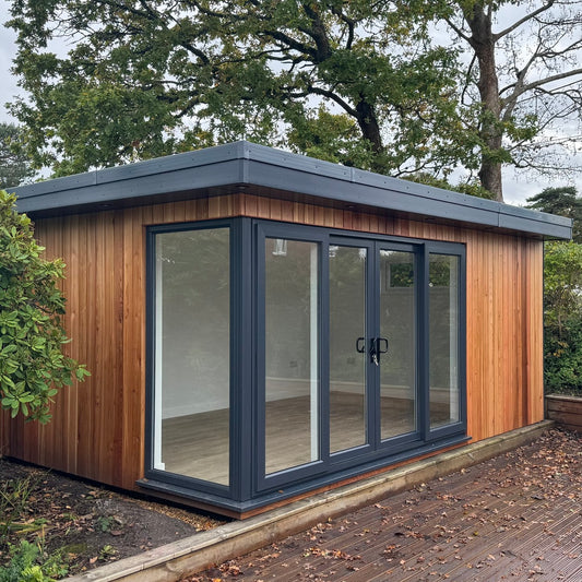 BIRKDALE GOLF SIMULATOR CABIN | 6 x 4M