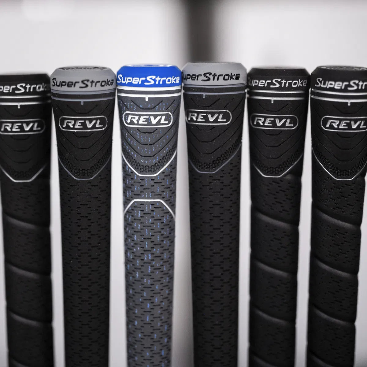 SUPERSTROKE REVL COMFORT GOLF GRIP - BLACK