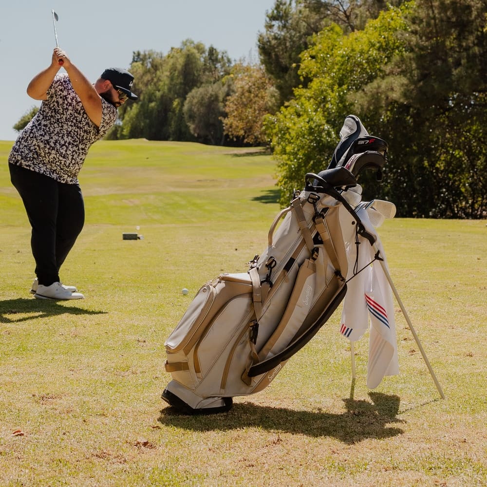 SUNDAY GOLF RYDER 23 STAND BAG - TOASTED ALMOND