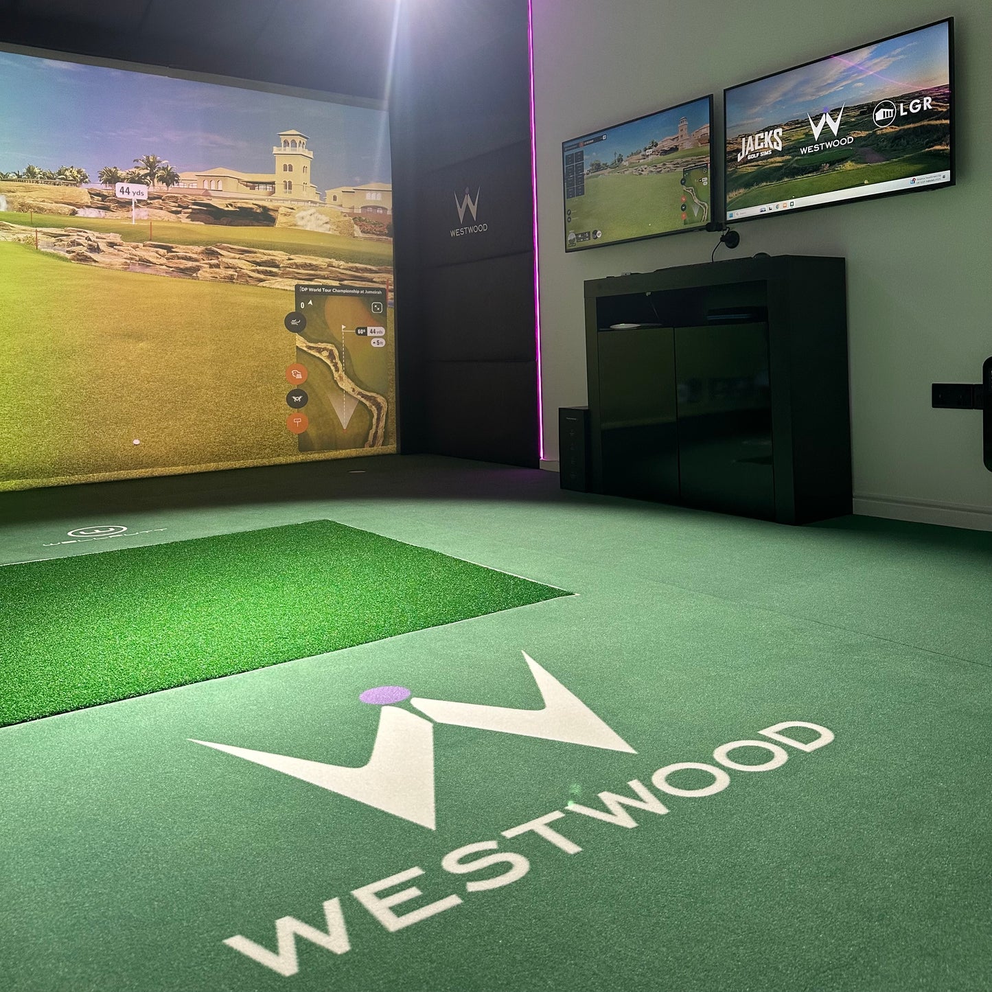 WELLPUTT CUSTOM PUTTING SURFACE