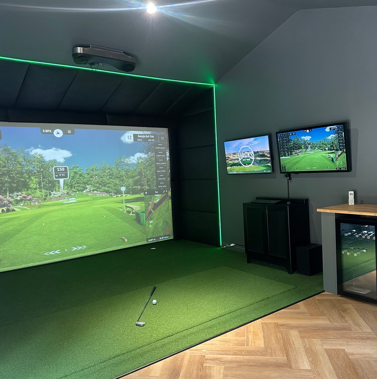 KINGSBARNS GOLF SIMULATOR CABIN | 6.6 x 4.5M